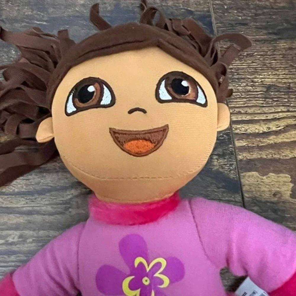 Fisher-Price Dora the Explorer Plush Doll 2007 Mattel Nickelodeon Pink Flower